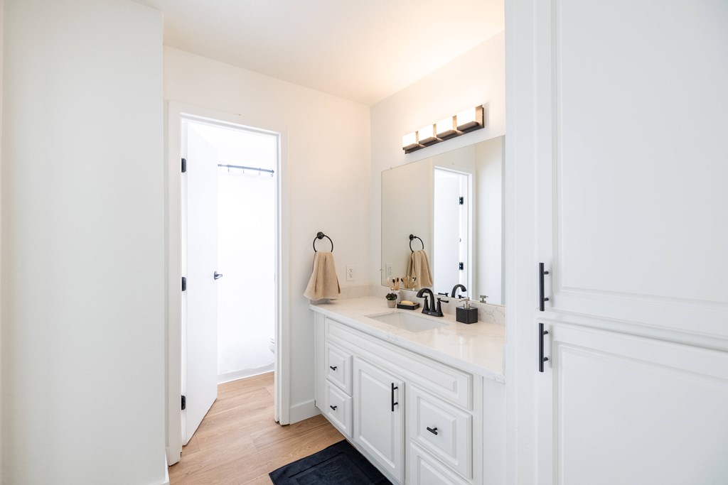 Renovated Bathrooms With Quartz Counters at Sunnyvale Crossings Apartments, Sunnyvale