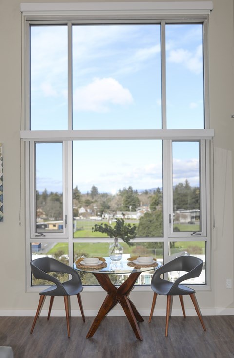 Dining Area at 888 Fourth Street Apartments, LLC, Santa Rosa