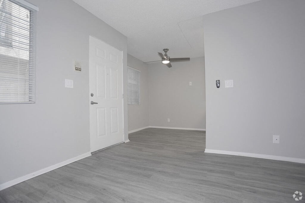 Vacant Living Area at The Marq Apartments LLC, California, 90042