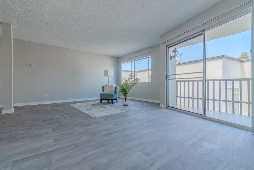 Living Room With Balcony at Citra Apartments LLC, California, 92107