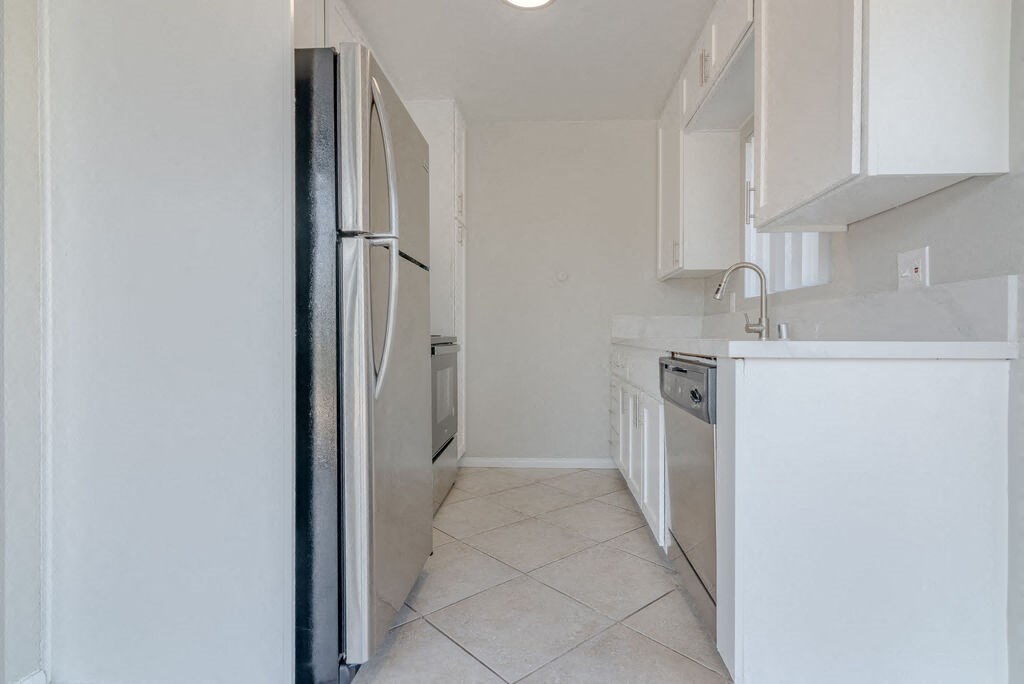 Kitchen at Citra Apartments LLC, San Diego, California