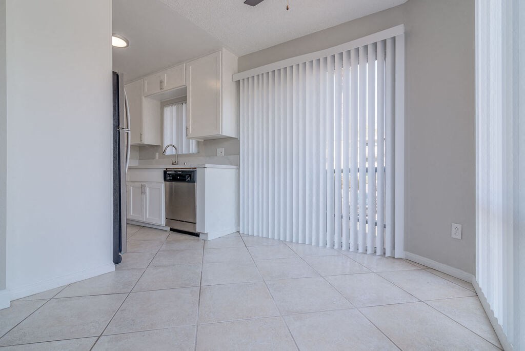 Window Covering at Citra Apartments LLC, San Diego, CA