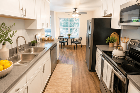 38730 Lexington St 1-3 Beds Apartment for Rent