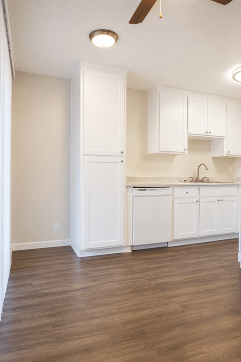 2971 North Main St 2 Beds Apartment for Rent