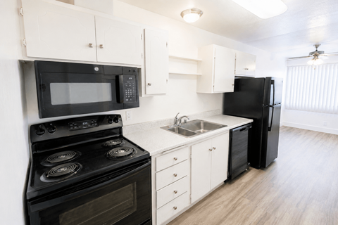 14744 Washington Ave 1-3 Beds Apartment for Rent