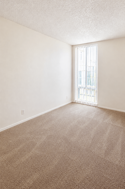 1731 Pine St 1-2 Beds Apartment for Rent