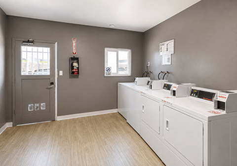 4963 Campbell Ave 1-2 Beds Apartment for Rent