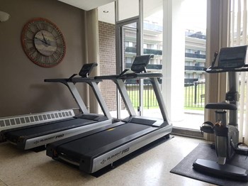 22 Elkhorn Drive Studio-3 Beds Apartment for Rent - Photo Gallery 3