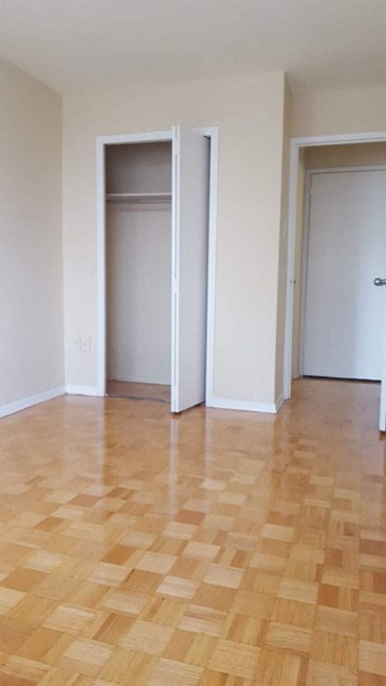 601 Finch Ave. West 1-3 Beds Apartment for Rent - Photo Gallery 3