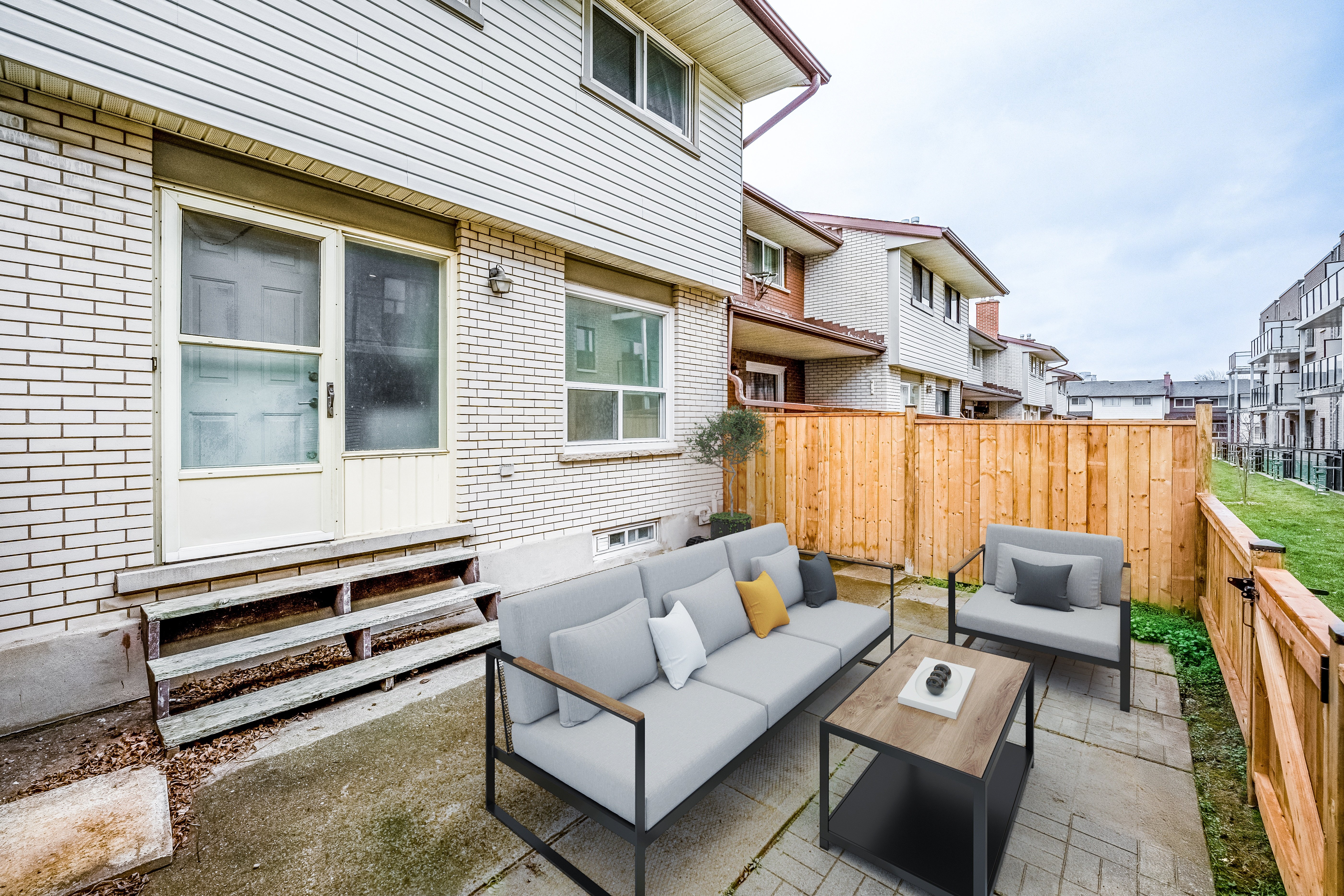 3 bedroom apartment - Sugarbush Gardens - 91-97 Milford Avenue, Waterloo 5
