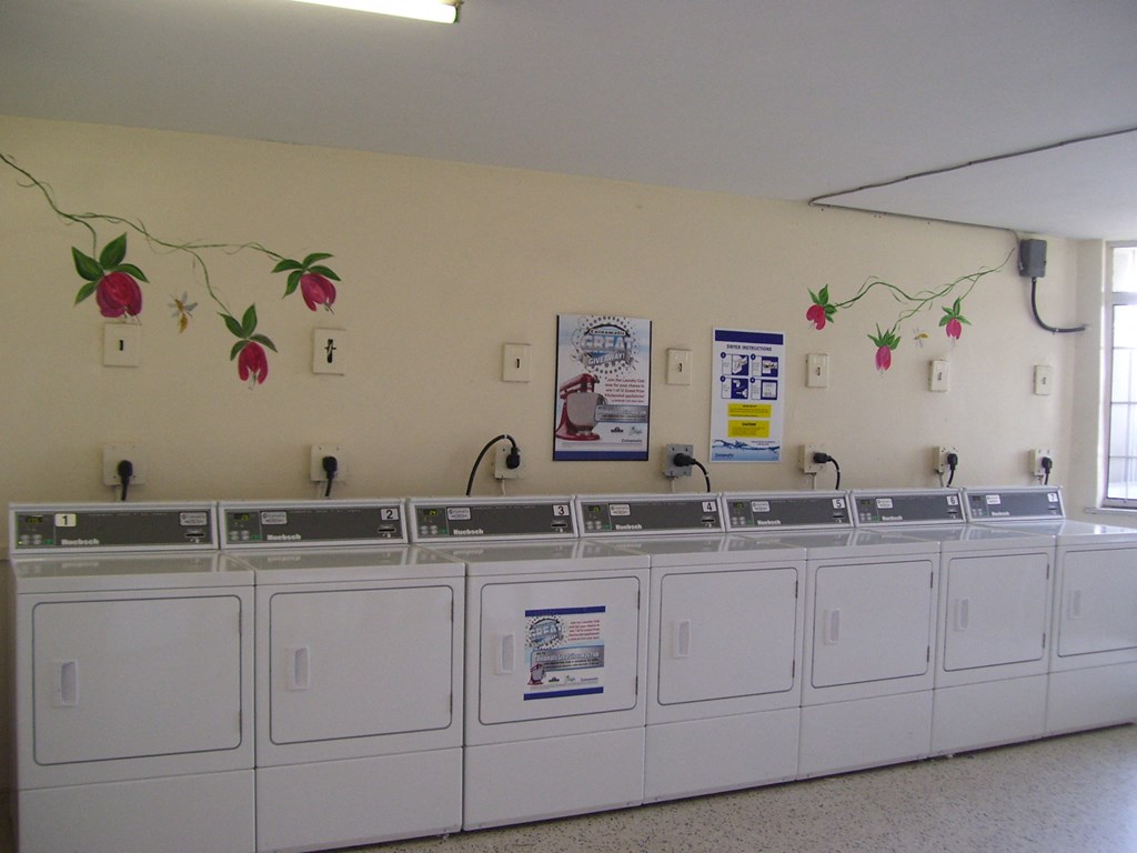3400 Keele Laundry