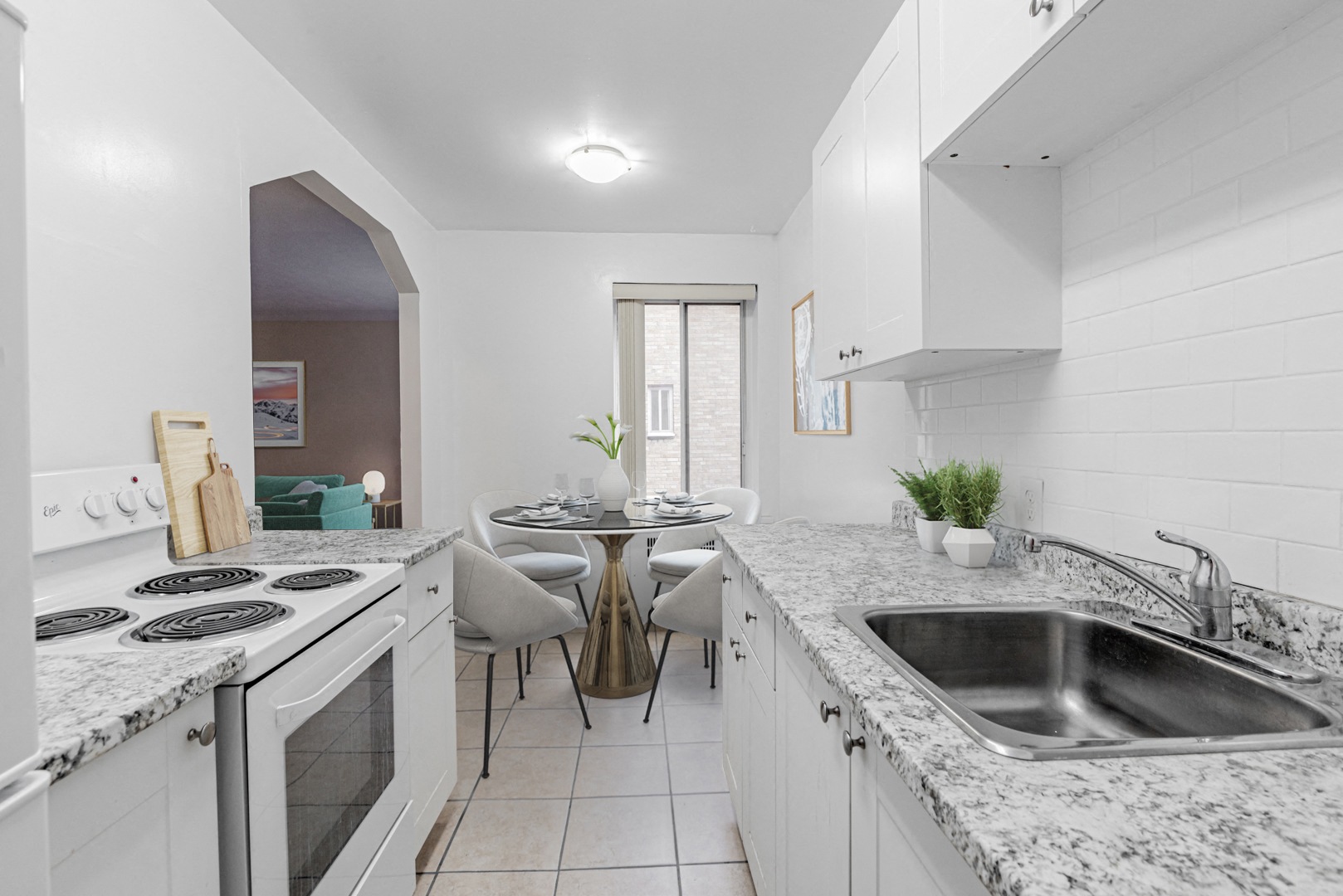 studio apartment - Forest Hill Apartments, Toronto 2