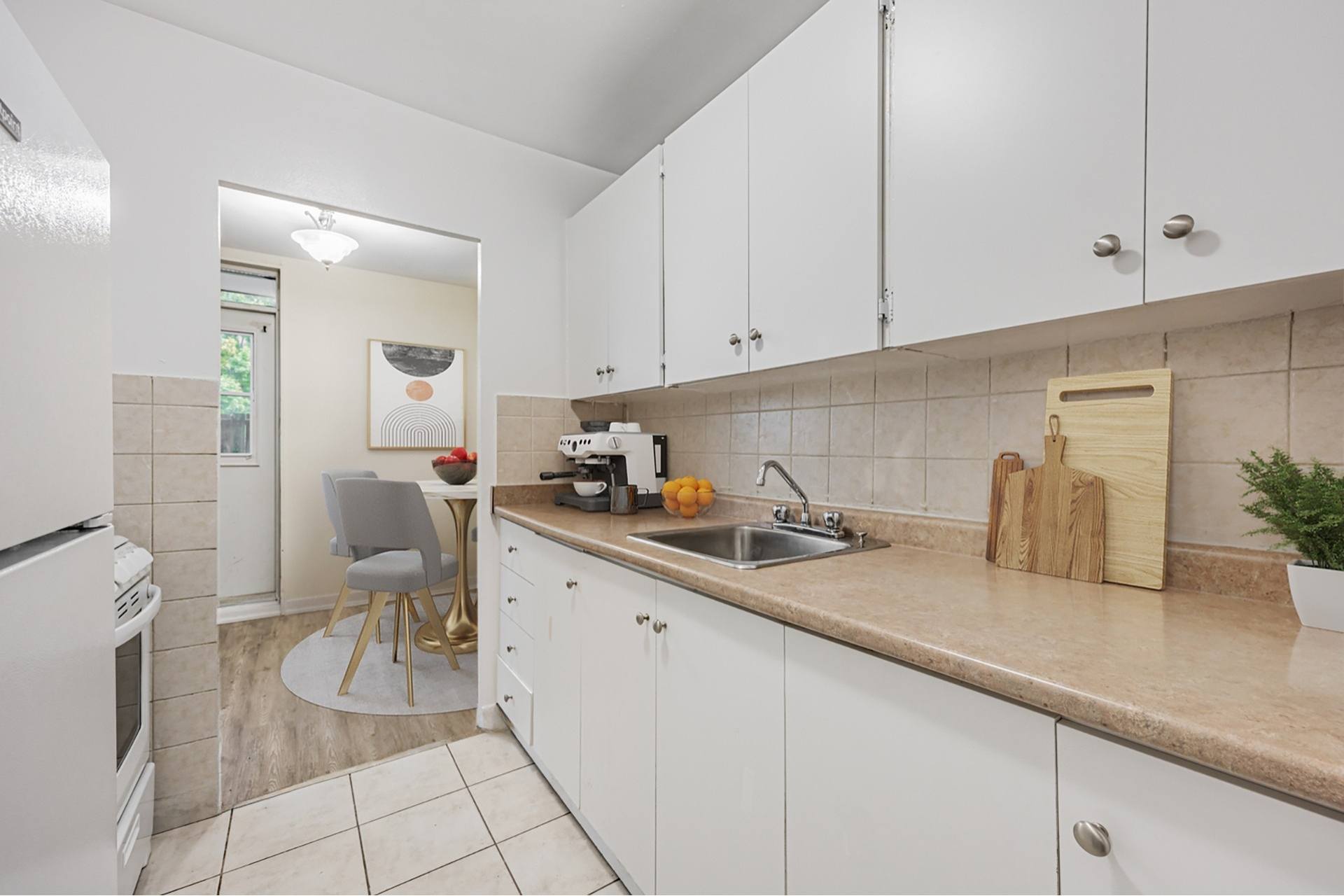 2 bedroom apartment - 30, 32 & 34 St Dennis Drive, North York 2