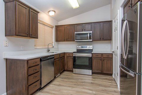 14046 Rosaleen Ln 5 Beds Apartment for Rent