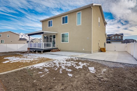 6450 Black Ridge Dr 4 Beds Apartment for Rent