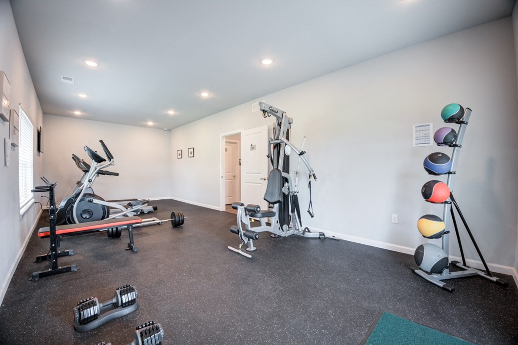 the gym at the preserve apartments