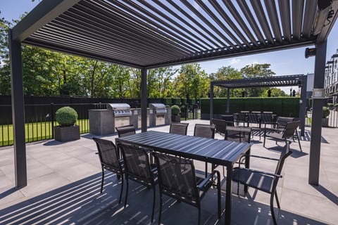 Outdoor Patio And Grill at The Franklin at Westfield, Westfield, NJ