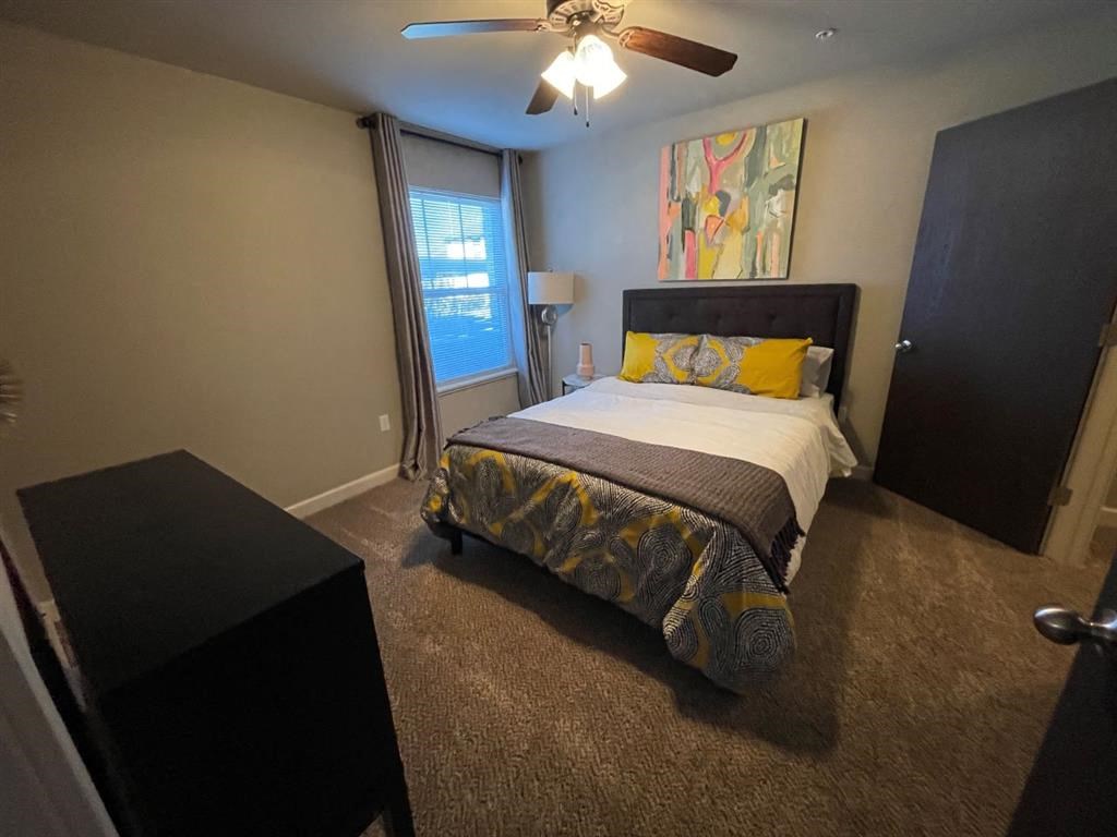 Comfortable Bedroom at Palisades at Pleasant Crossing, Rogers Arkansas