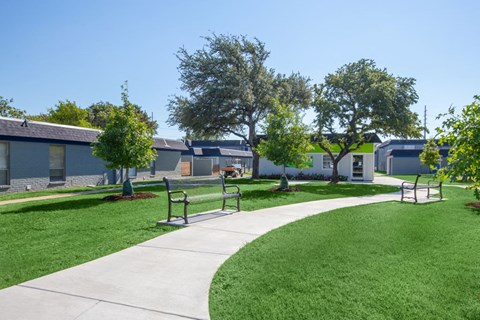 Picnic And Walking Path at Evana Grove, Plano, TX