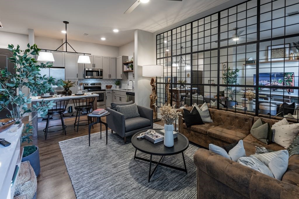 Clubroom With Kitchen at Fitzroy Grove, Rogers, Arkansas