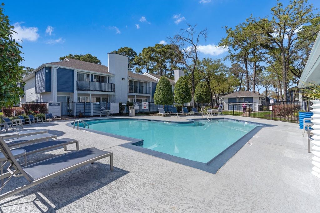 Resort Style Pool at Latitude 2976, Houston