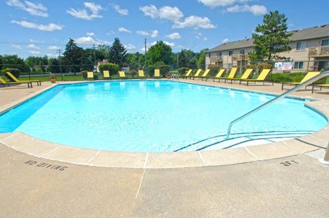 Swimming Pool and Sun Deck