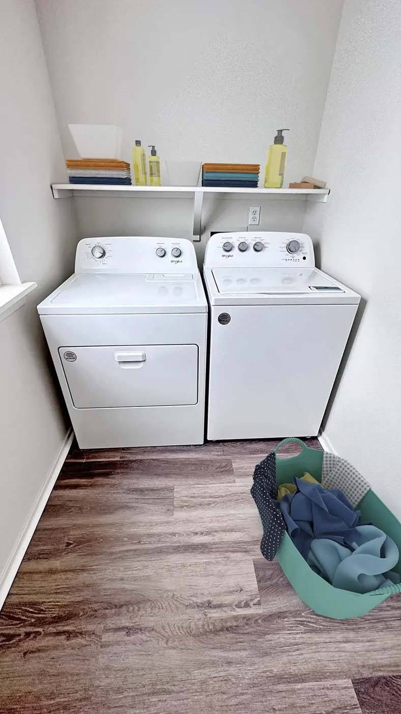 Washer & Dryer