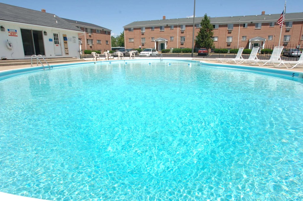 Swimming Pool and Sun Deck