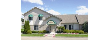 2 Beds | 1.5 Baths (CH)