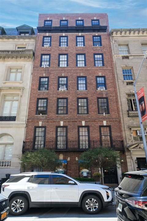 20 East 67Th Street Studio Apartment for Rent