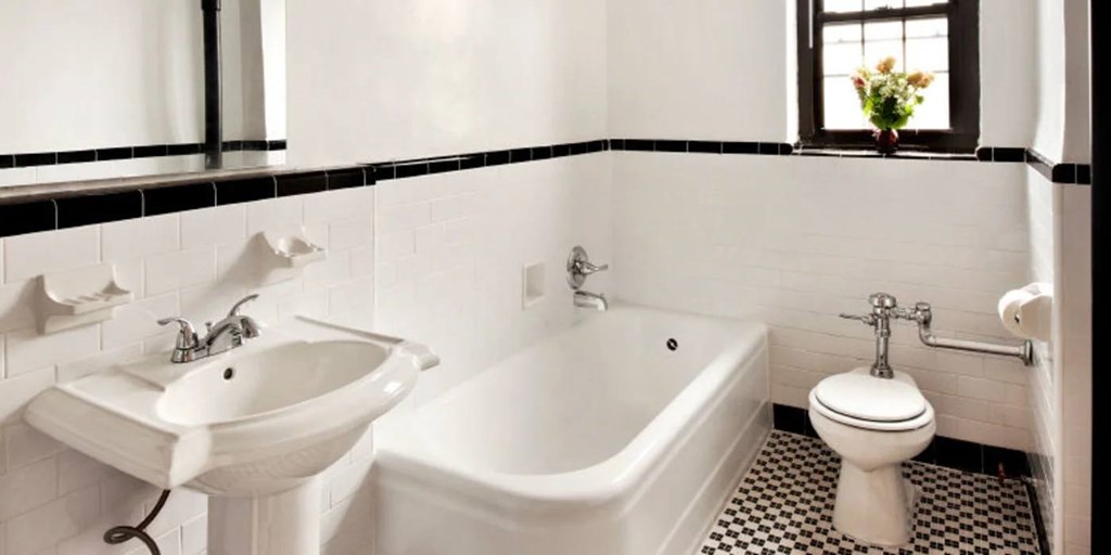 Bathroom With Bathtub at London Terrace Gardens, New York New York