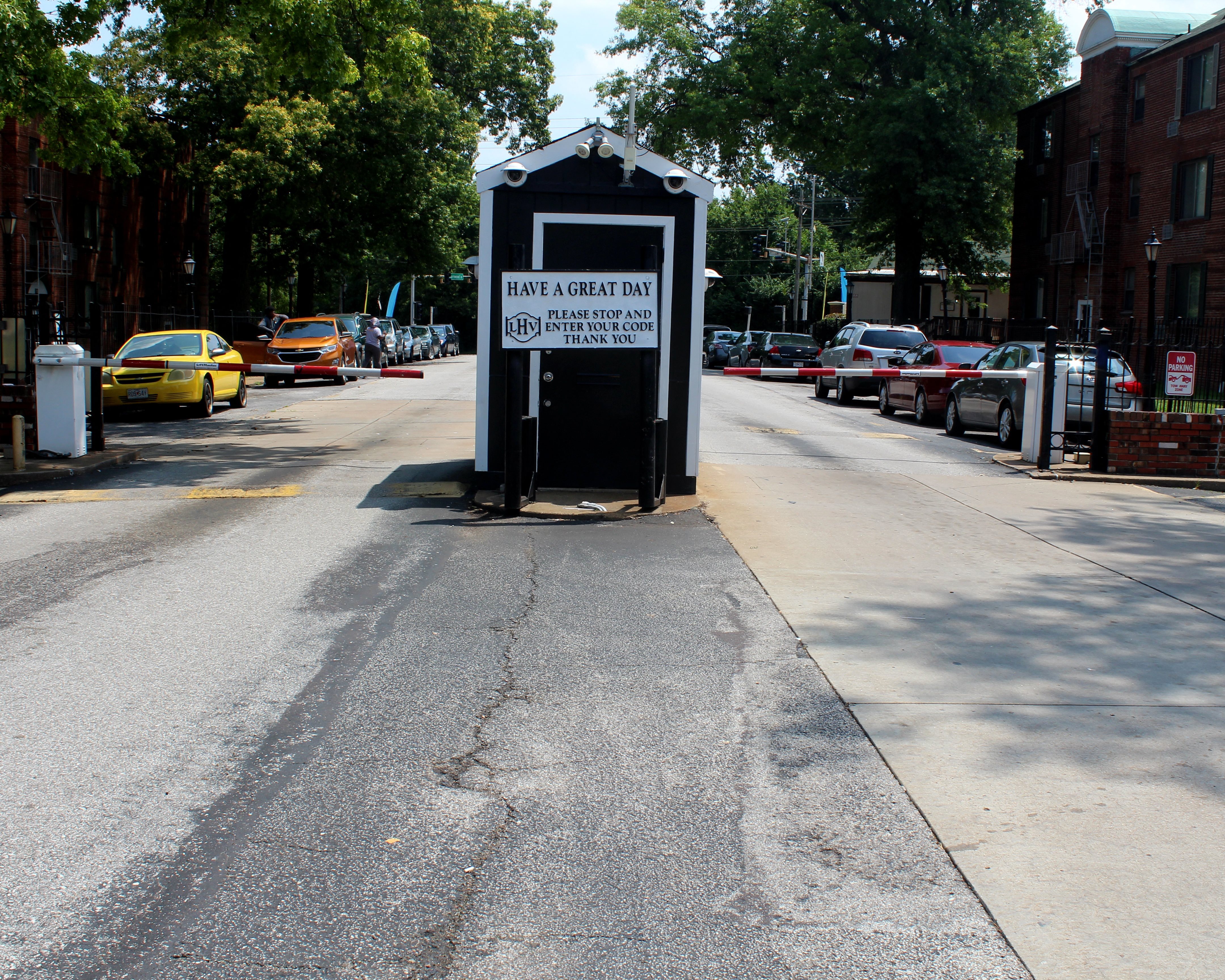 Photos and Video of Lucas Hunt Village Apartments in St. Louis, MO