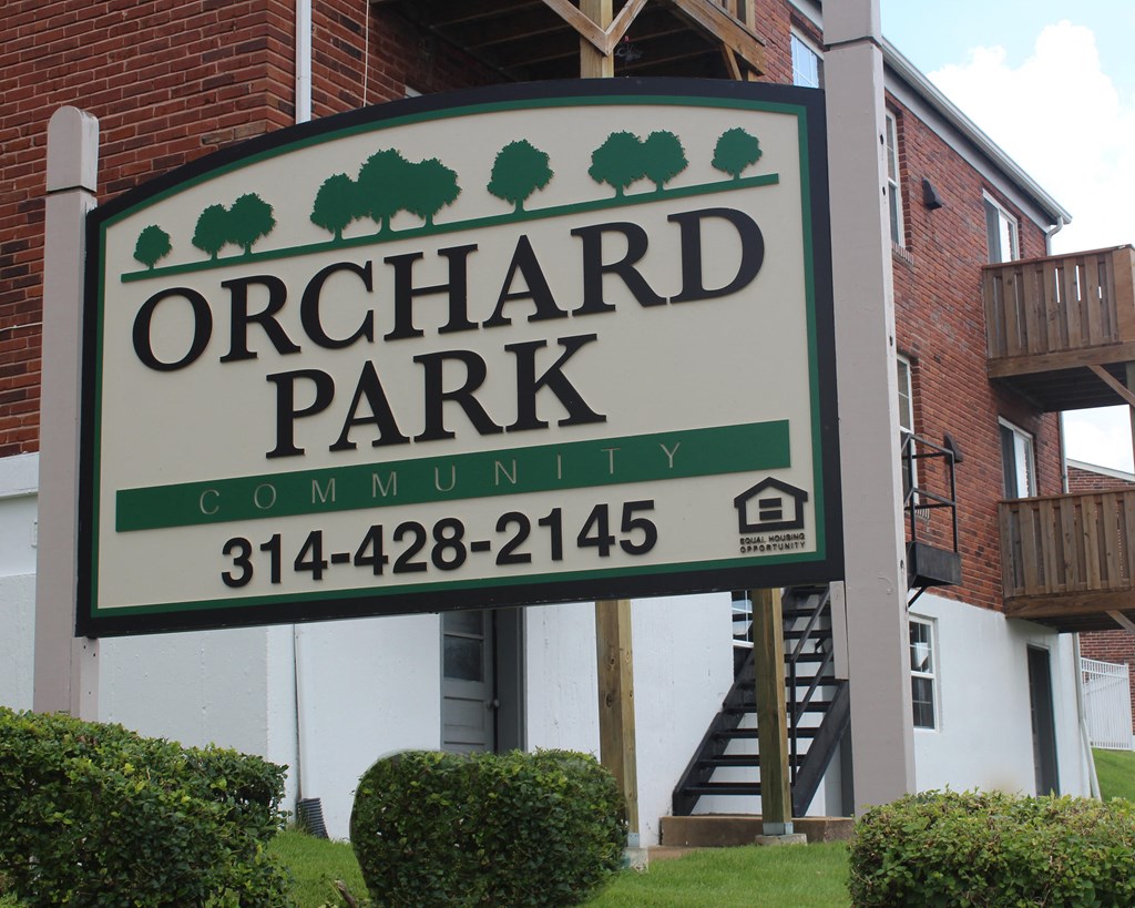 the sign outside of orchard park community center