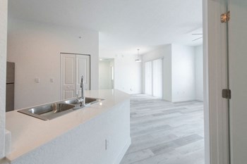 Solimar Interior - Photo Gallery 6