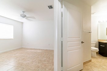 14548 SW 284th Street 1-3 Beds Apartment, Affordable for Rent - Photo Gallery 7