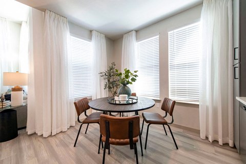 Urbon Nona Apartments_Dining Area