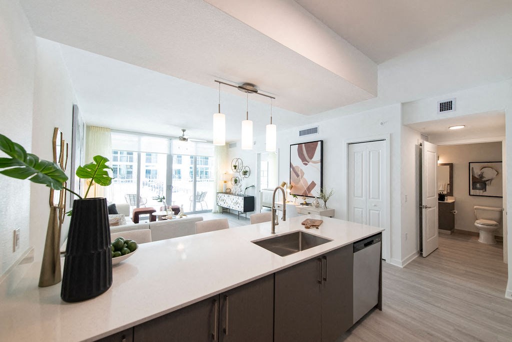 Platform 3750 Apartment Homes