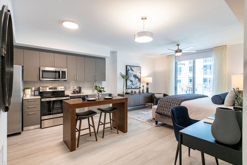 Platform 3750 Apartment Homes