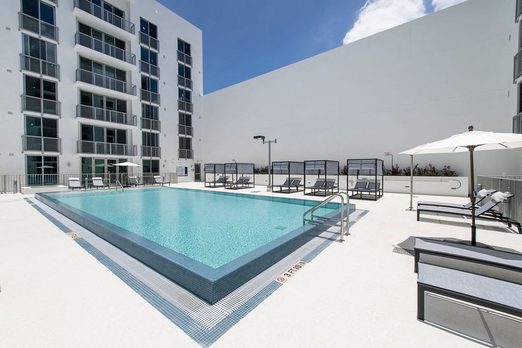 Platform 3750 Apartment Homes Swimming Pool