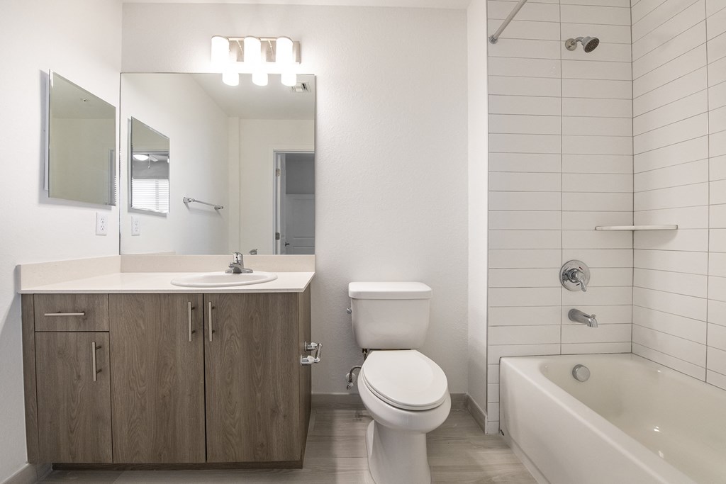 Solaris Apartment Homes_Bathroom