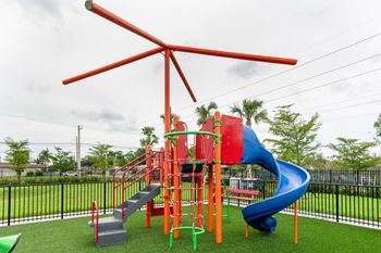 Sonata Apartment Homes_Playground