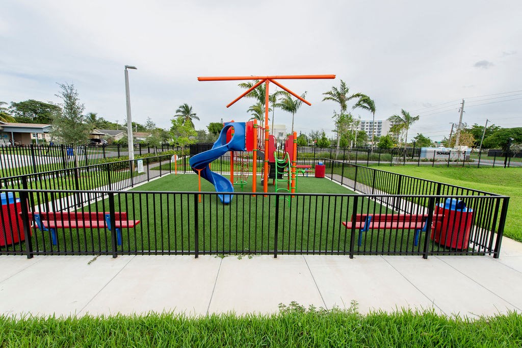 Sonata Apartment Homes_Play Ground