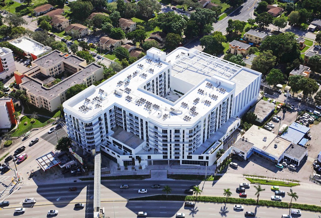 Platform 3750 Apartment Homes