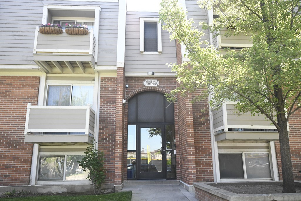 the building where the apartment is located