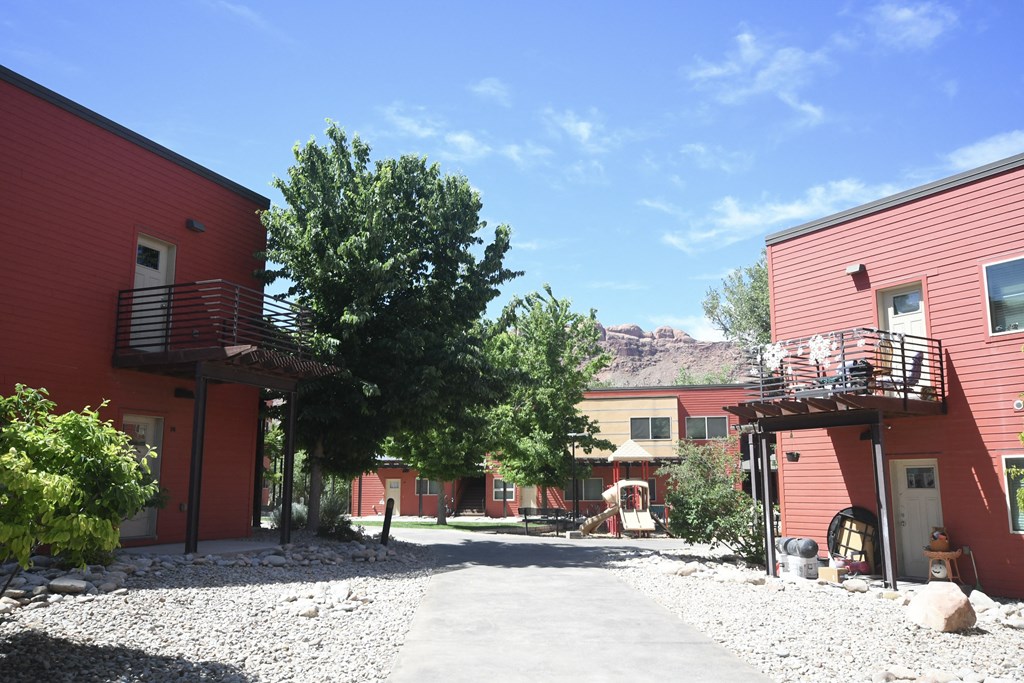 the building where the motel is located is renovated and has a patio