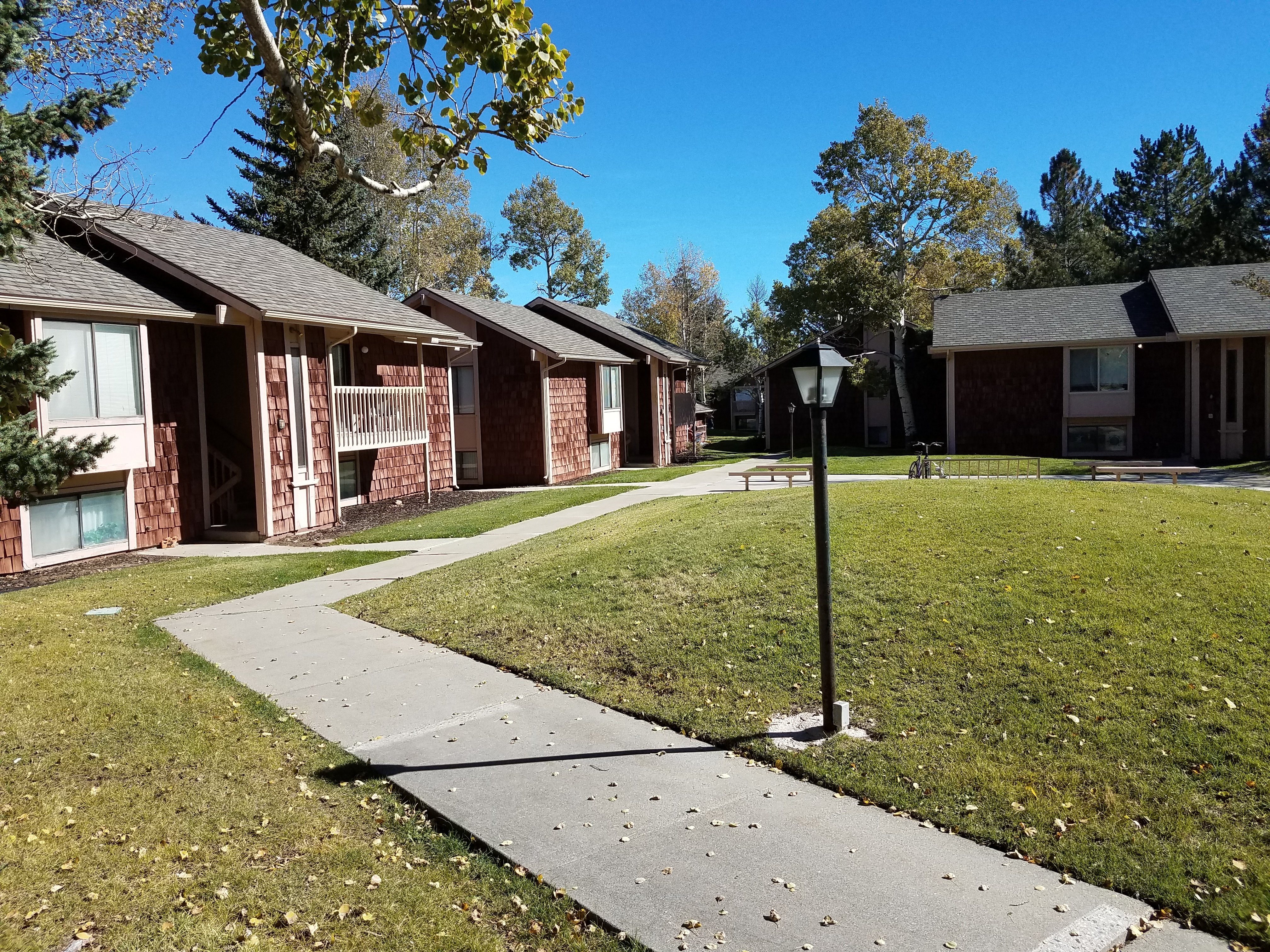 Holiday Village Apartments