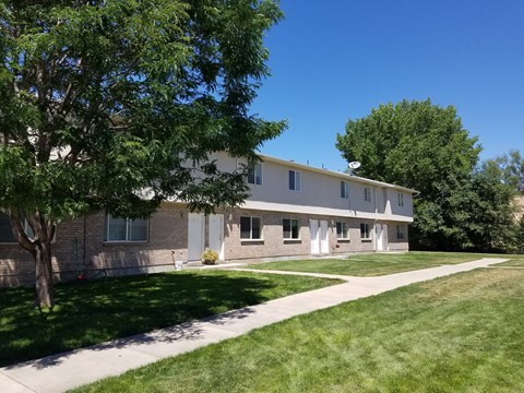 Cottonwood Exterior