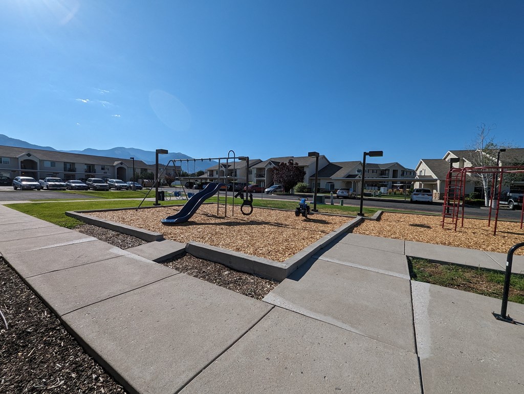 Aspen Court Playground