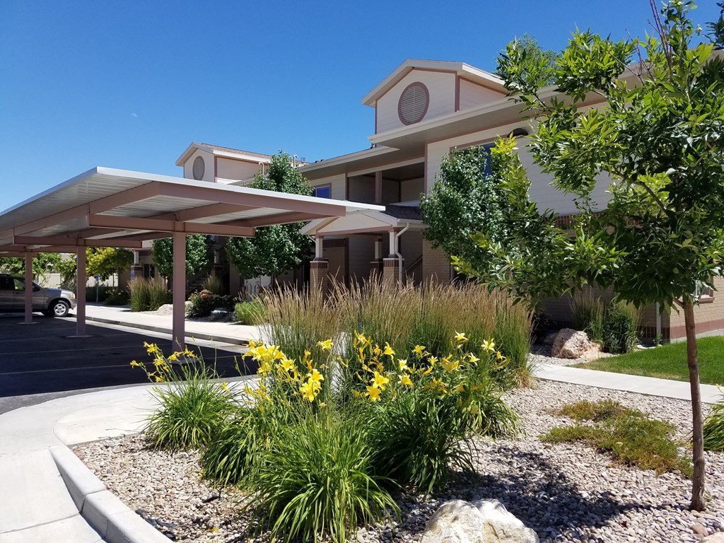Vernal Gardens Covered Parking
