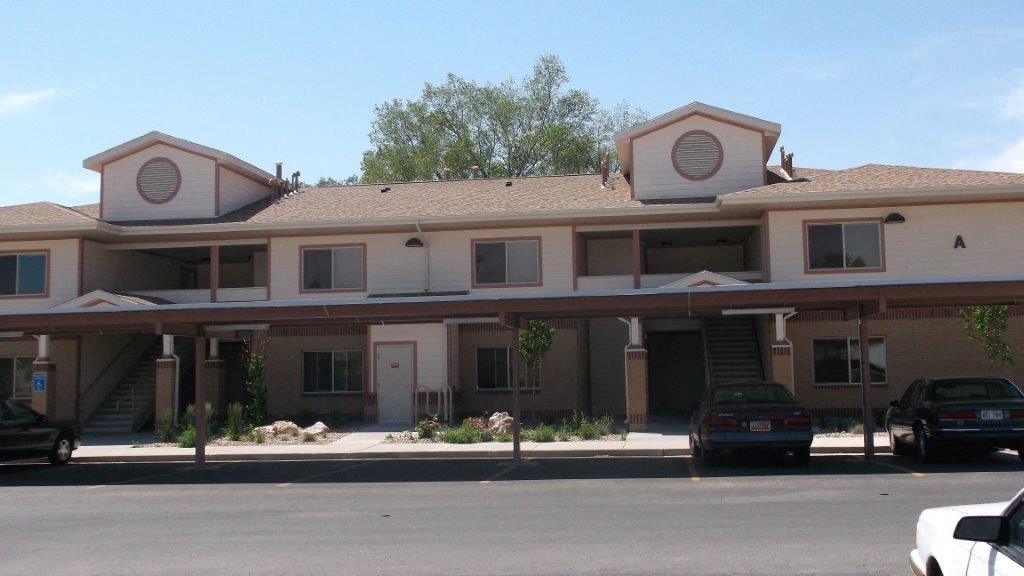 Vernal Gardens Exterior